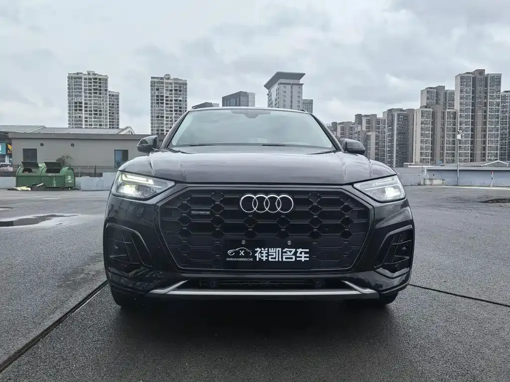 Audi Q5L — фото 2