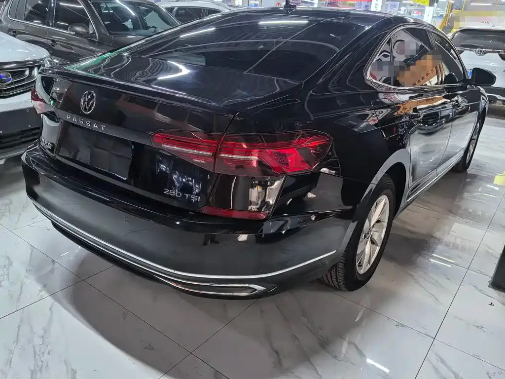Volkswagen Passat — фото 2