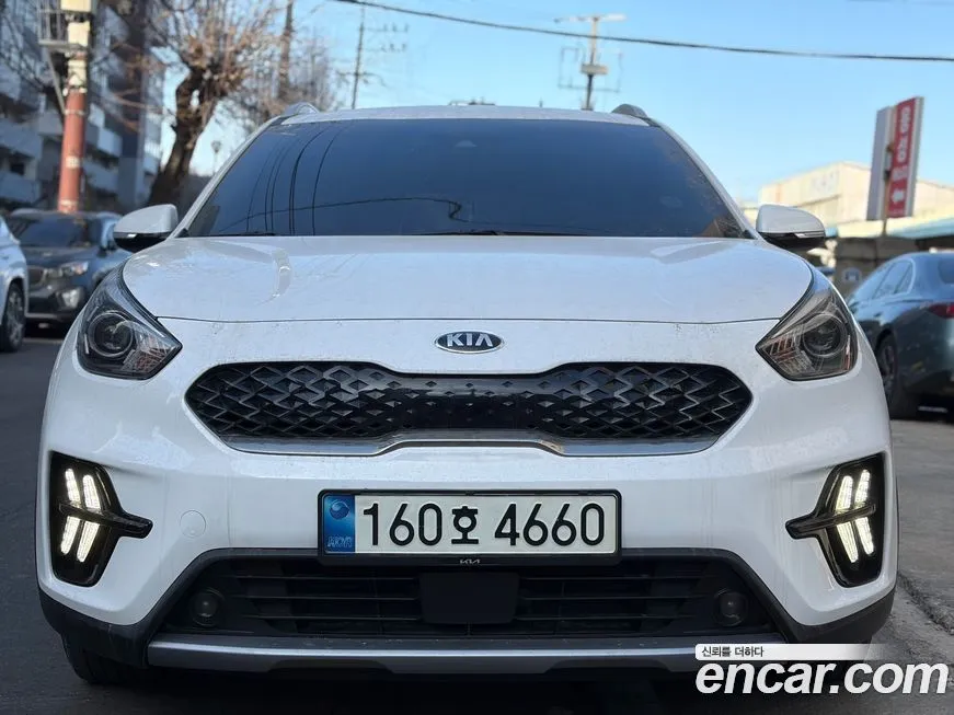 Kia Niro — фото 1