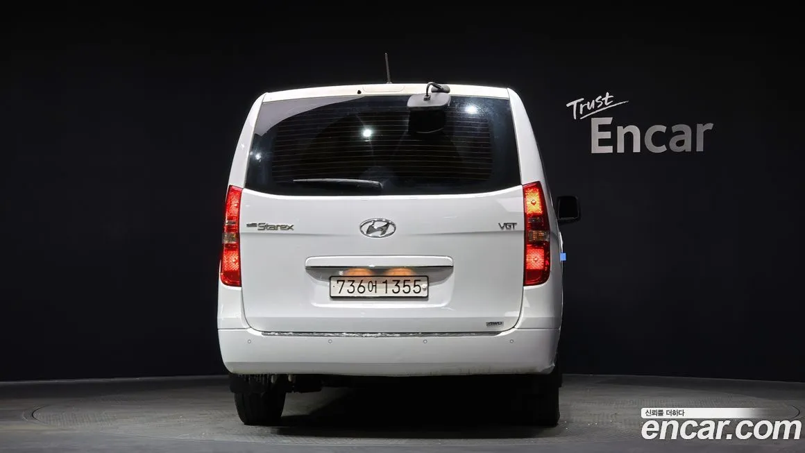 Hyundai Starex — фото 4