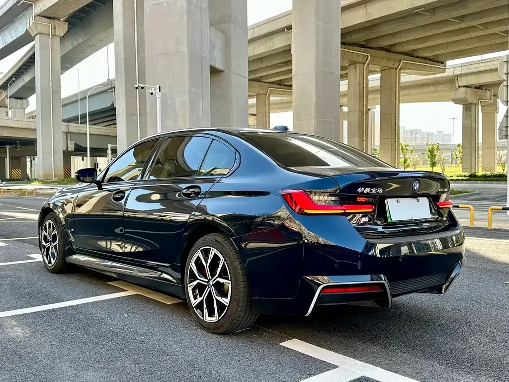 BMW i3 — фото 5