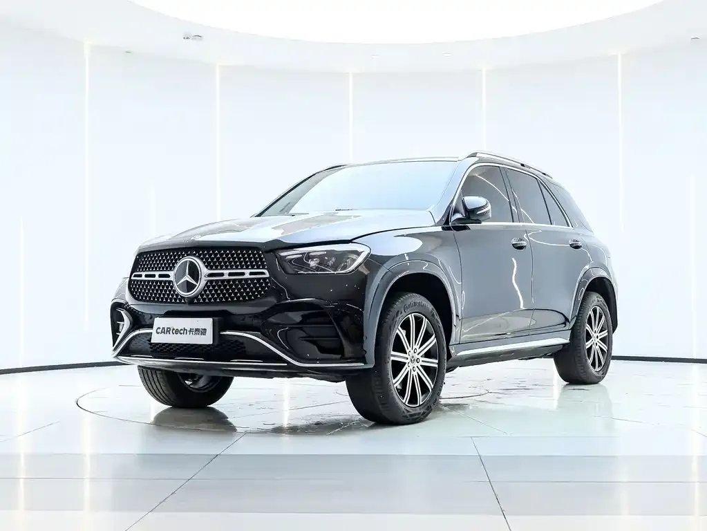 Mercedes-Benz GLE — фото 1
