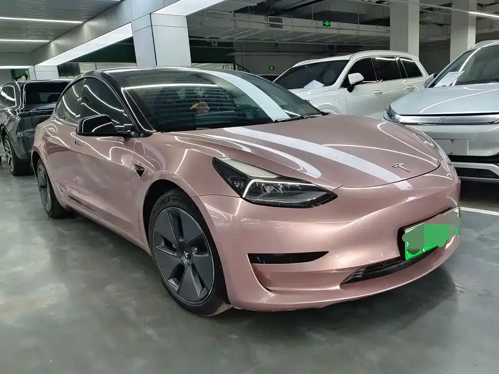 Tesla Model 3 — фото 9