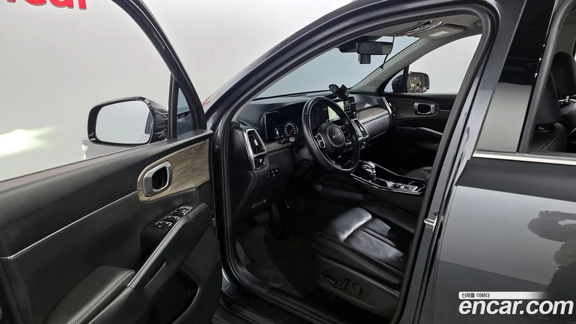 Kia Sorento — фото 6