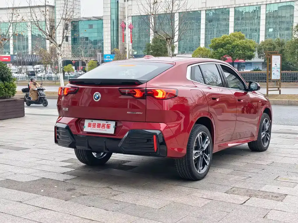 BMW X2 (Import) — фото 5