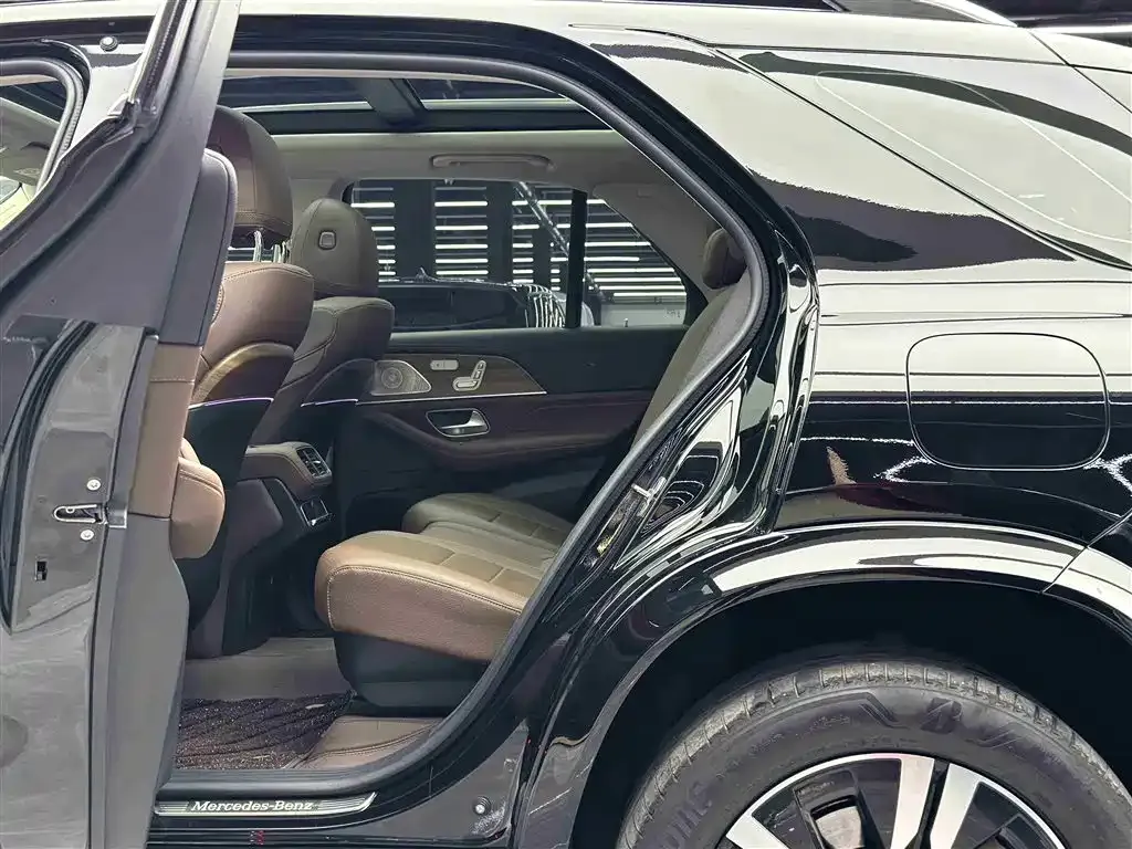Mercedes-Benz GLE New Energy — фото 10