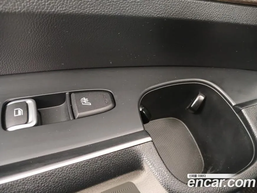 Kia Sorento — фото 7