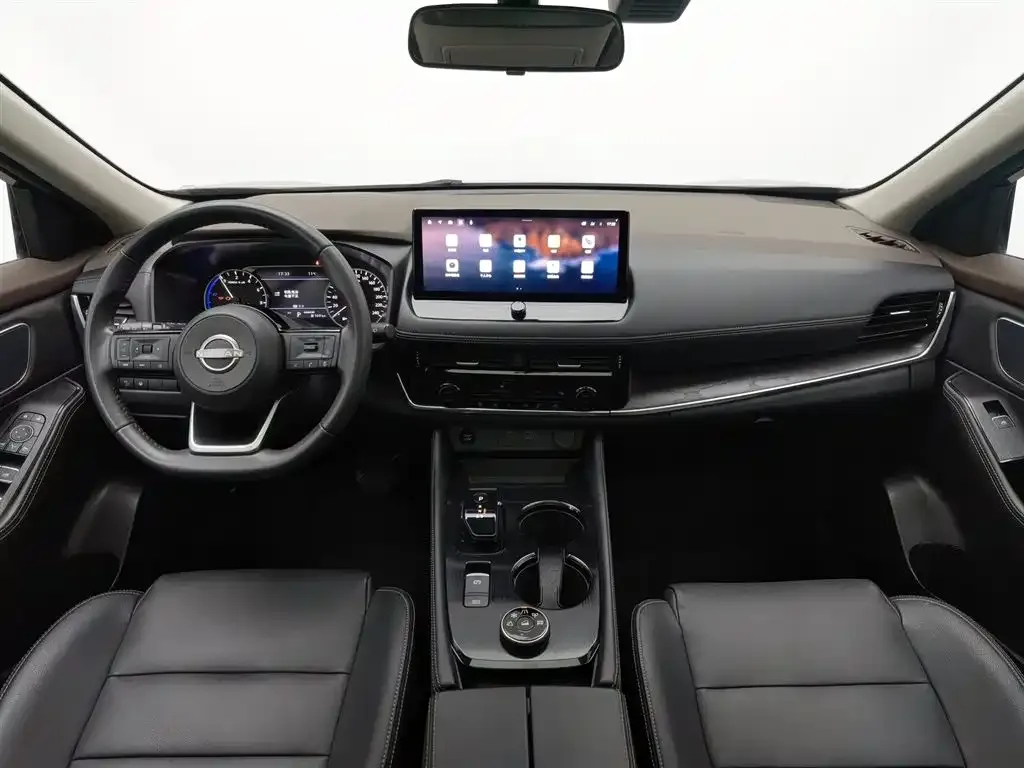 Nissan X-Trail — фото 4