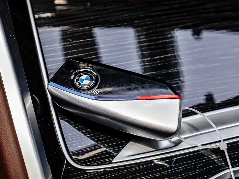 BMW X6 — фото 9