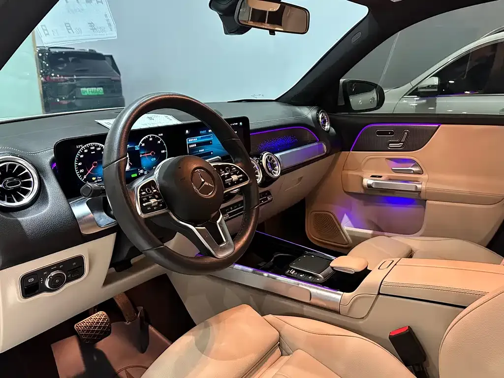 Mercedes-Benz EQB — фото 3
