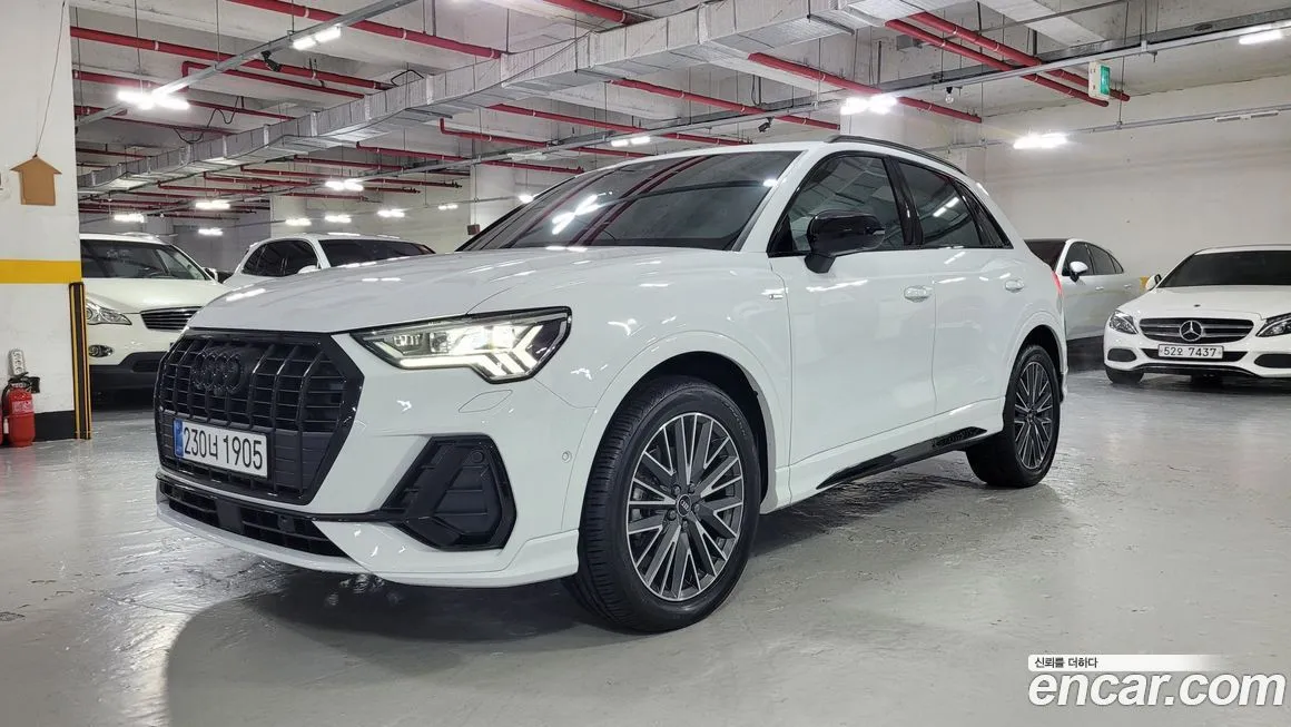 Audi Q3 — фото 1