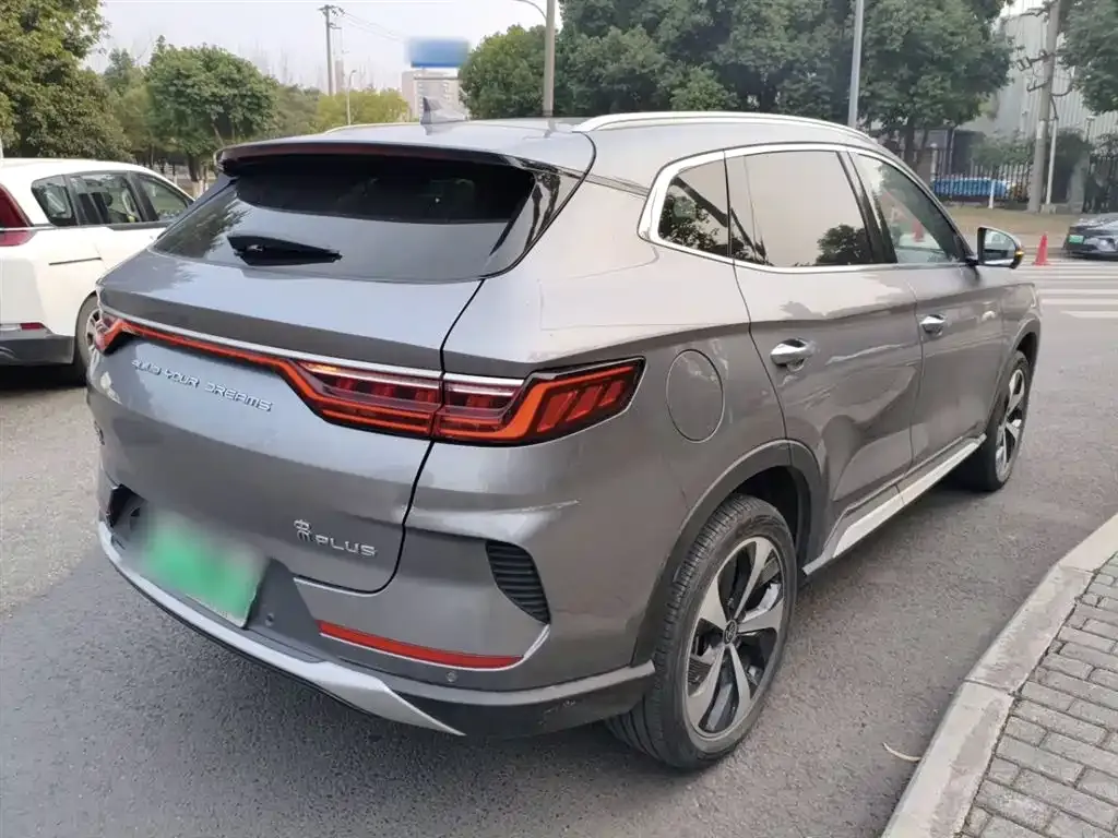 BYD PLUS New Energy — фото 3