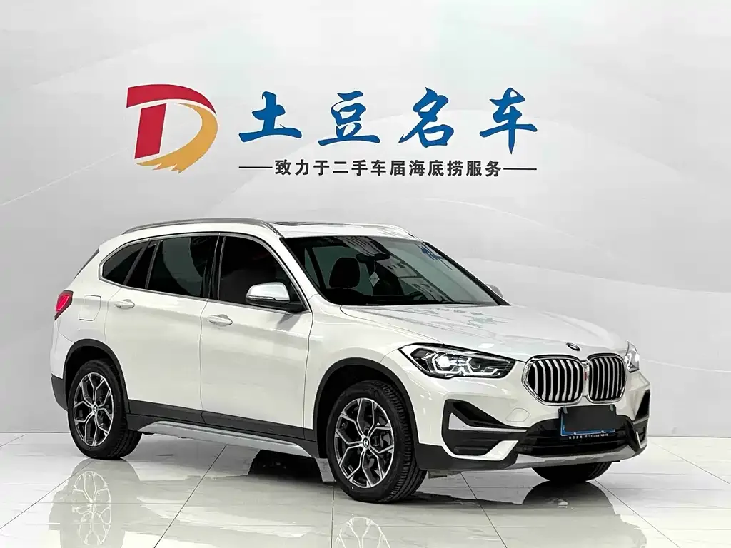 BMW X1 — фото 5