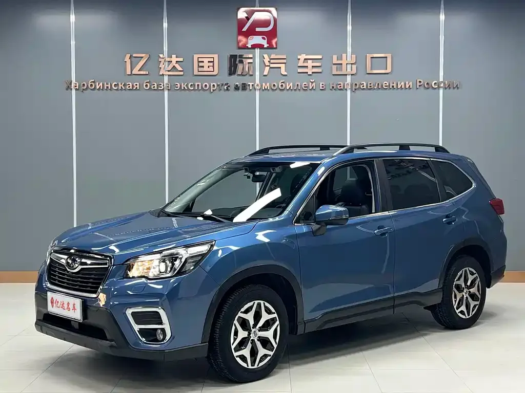 Subaru Forester — фото 1
