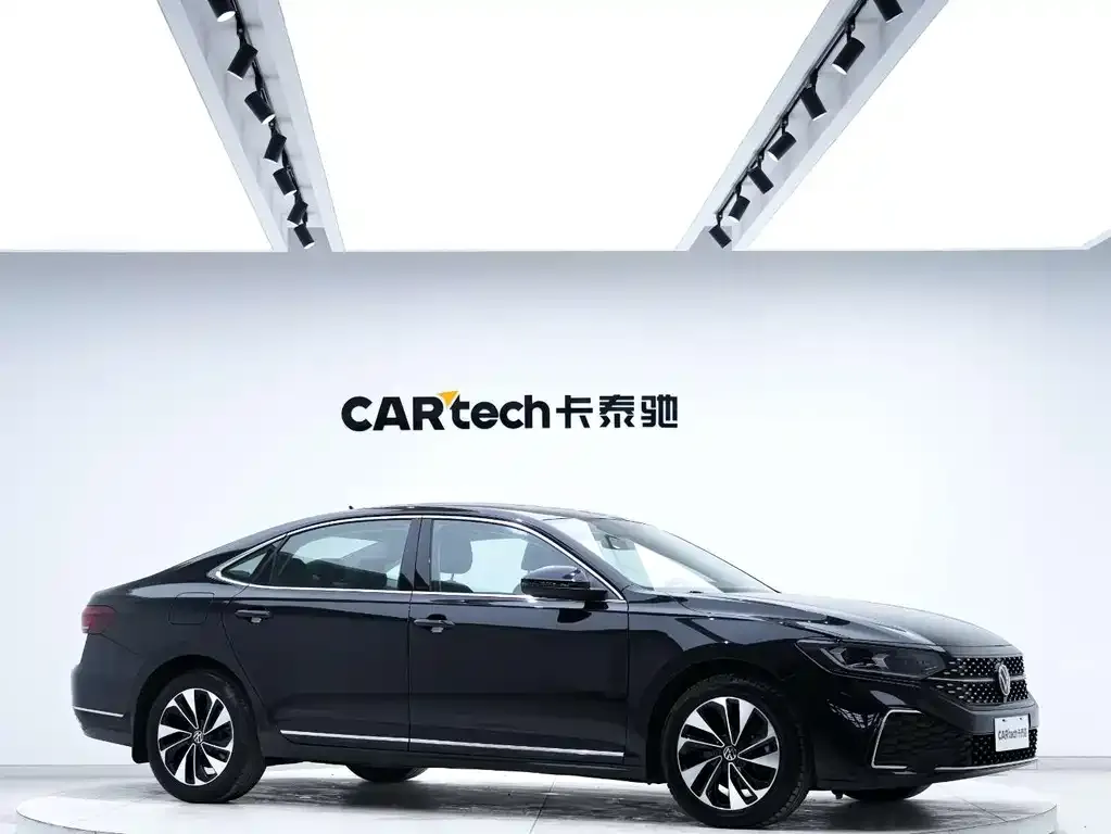 Volkswagen Passat — фото 2