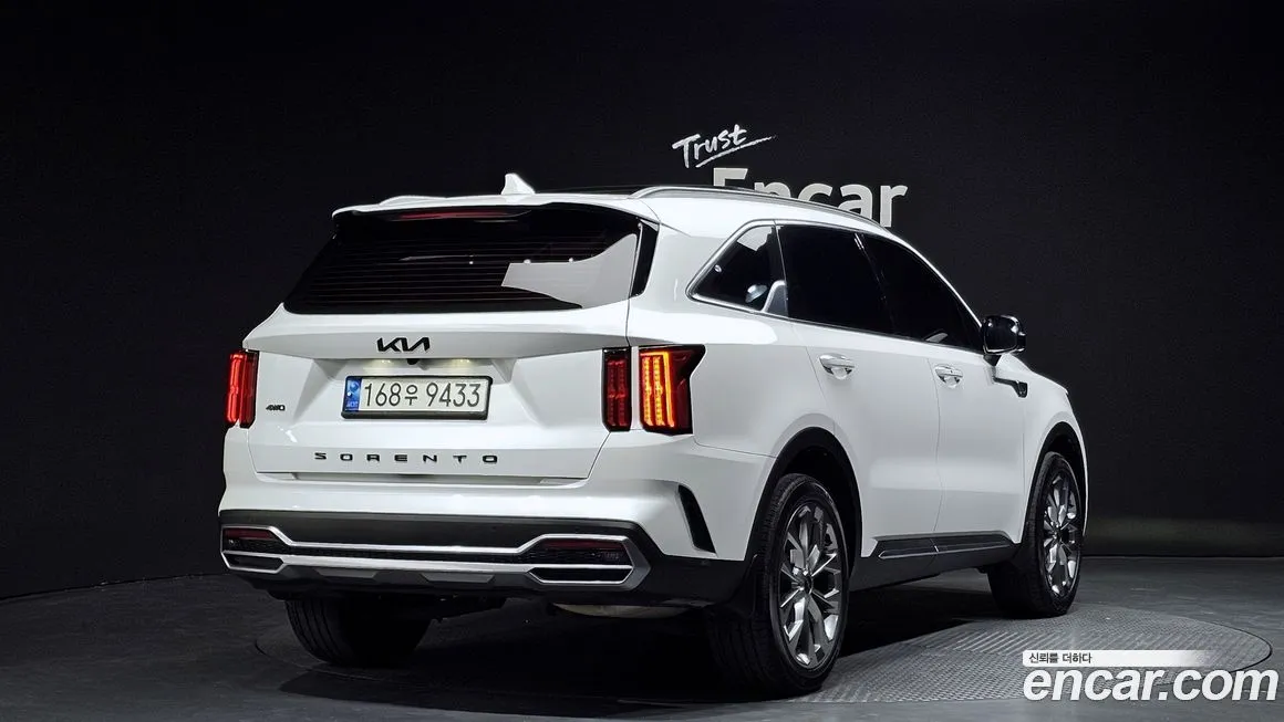 Kia Sorento — фото 7