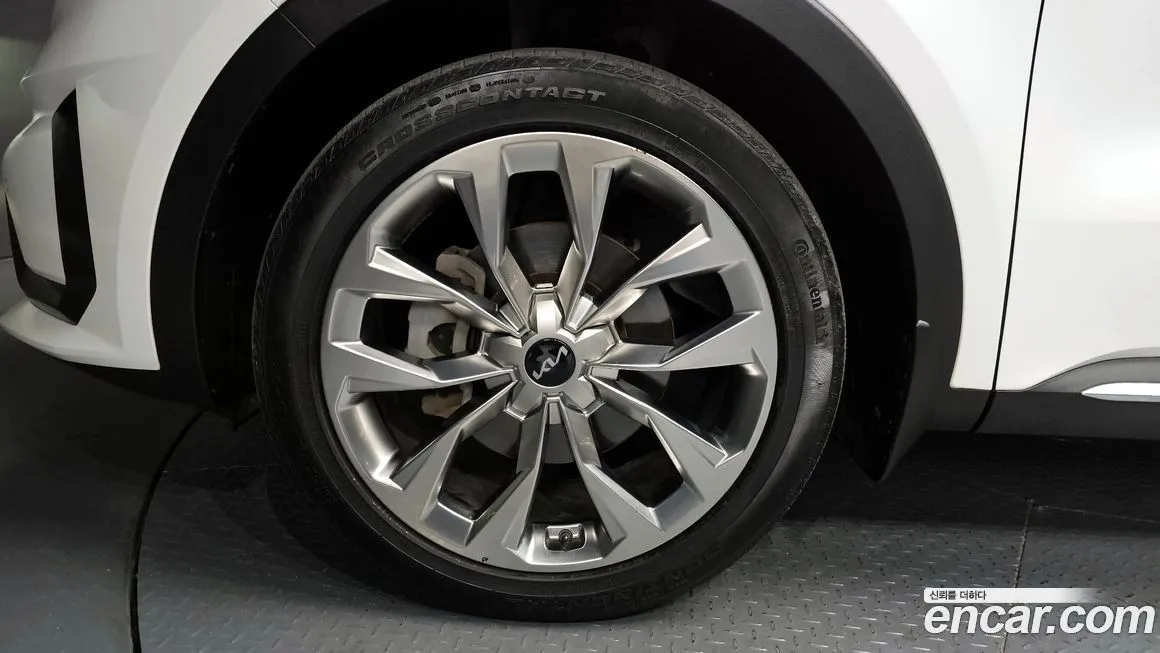 Kia Sorento — фото 9