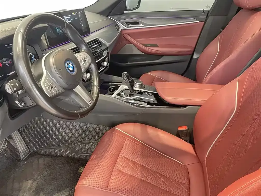 BMW 5 Series New Energy — фото 5