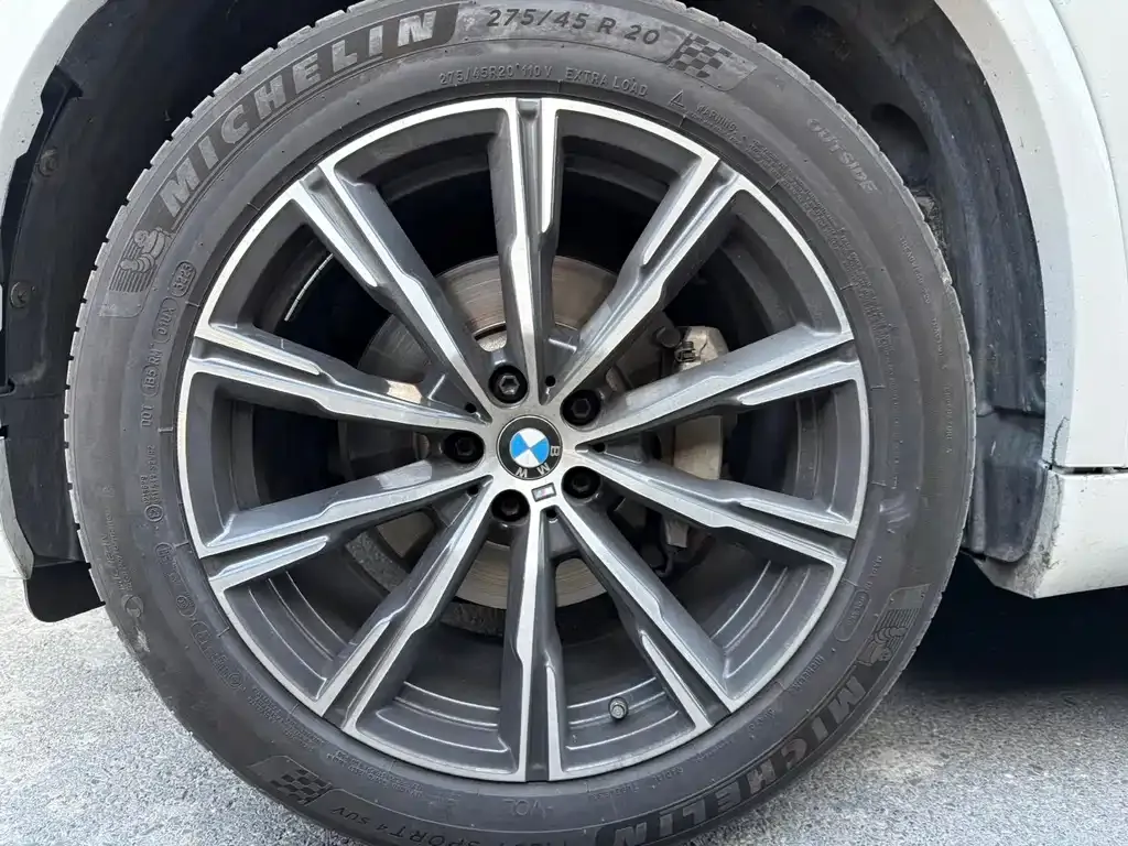 BMW X5 — фото 4