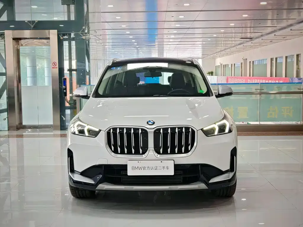 BMW X1 — фото 2