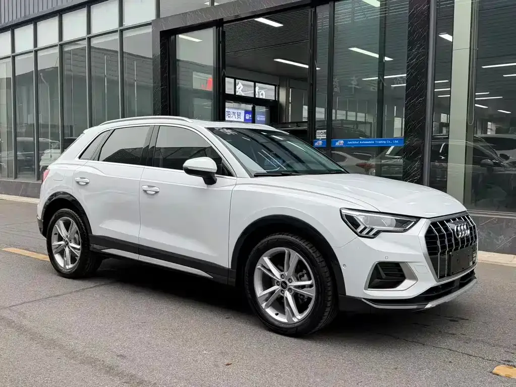 Audi Q3 — фото 3
