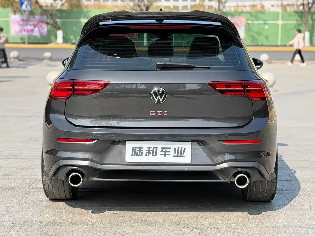 Volkswagen Golf GTI — фото 5