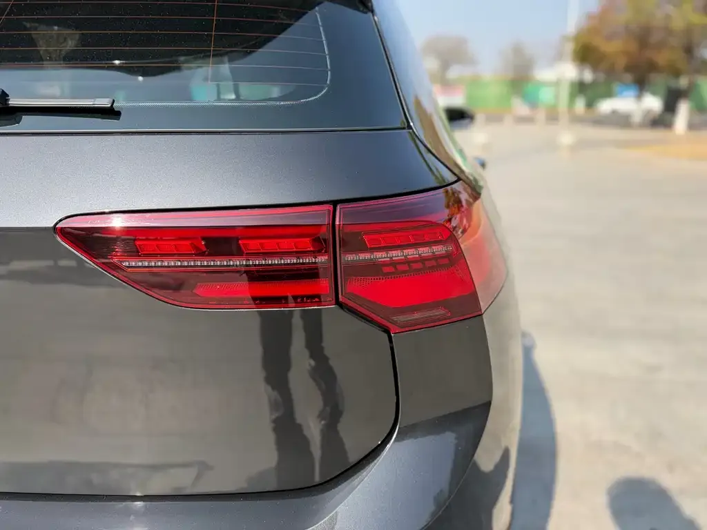 Volkswagen Golf GTI — фото 4