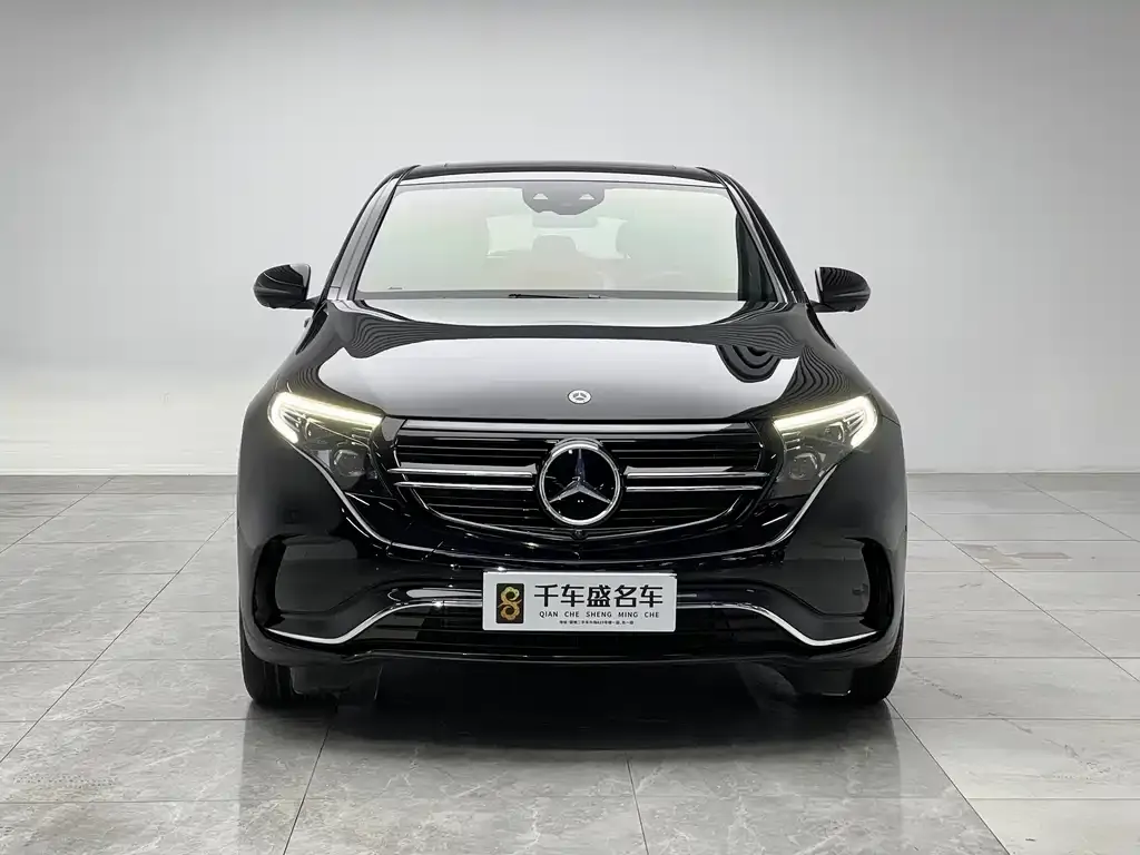 Mercedes-Benz EQC — фото 5