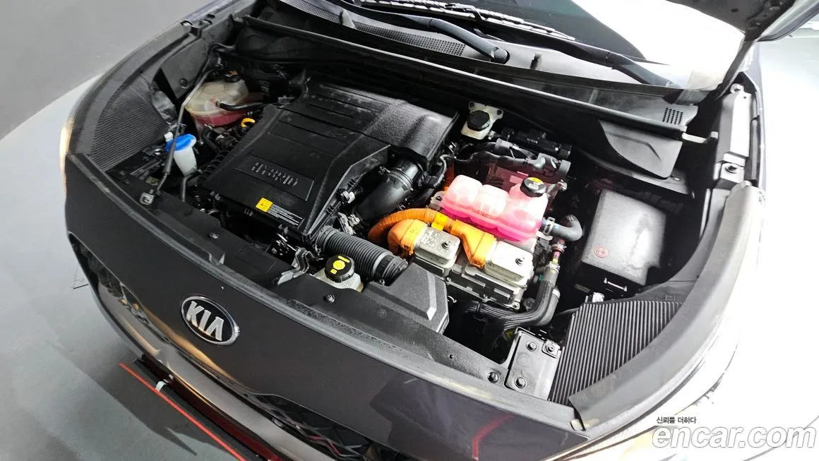 Kia Niro — фото 2