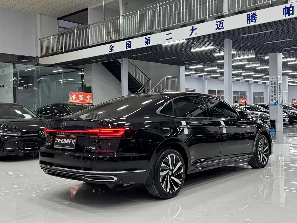 Volkswagen Passat — фото 3