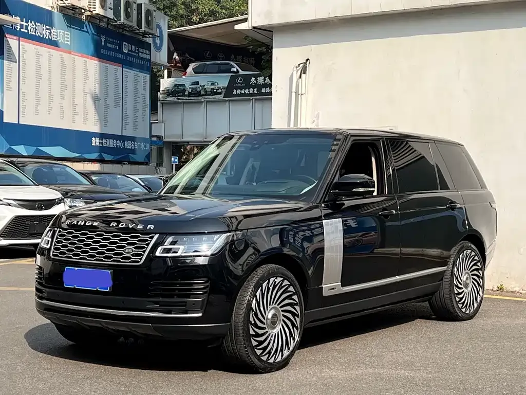 Land Rover Range Rover — фото 1