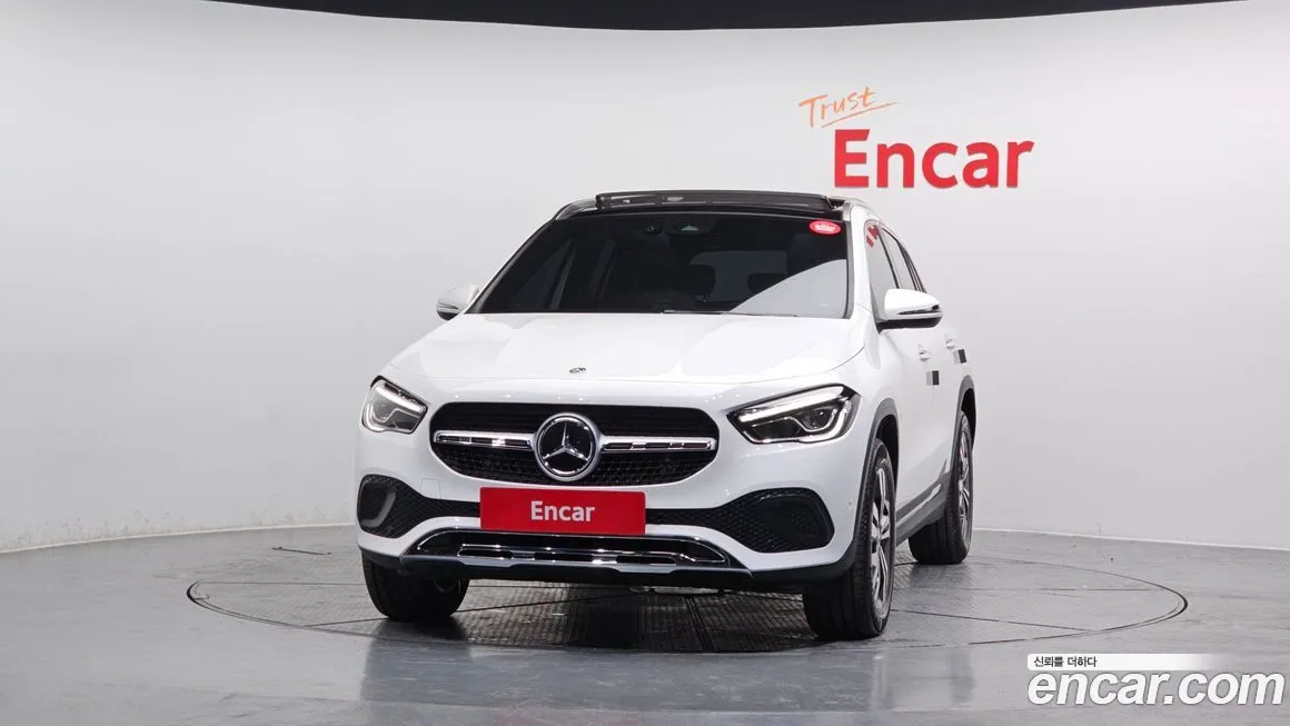Mercedes-Benz GLA-Class — фото 4