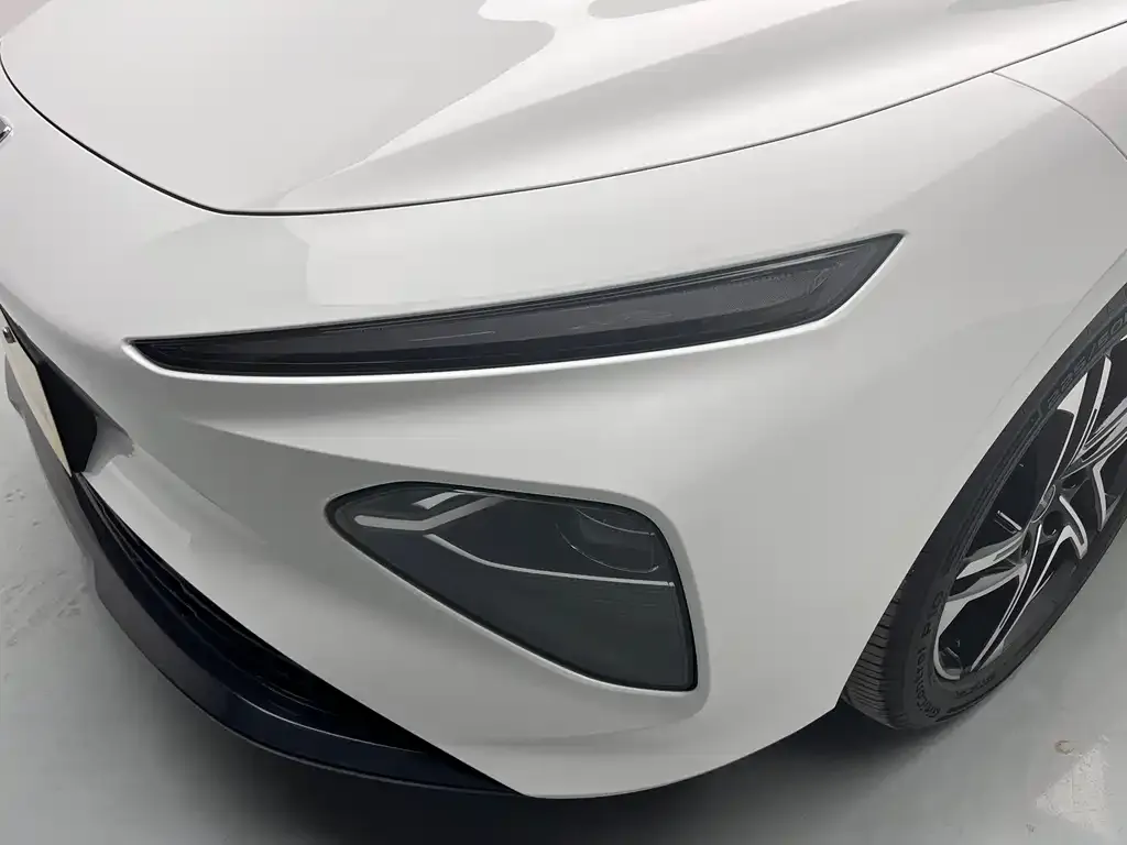 Roewe D7 — фото 3