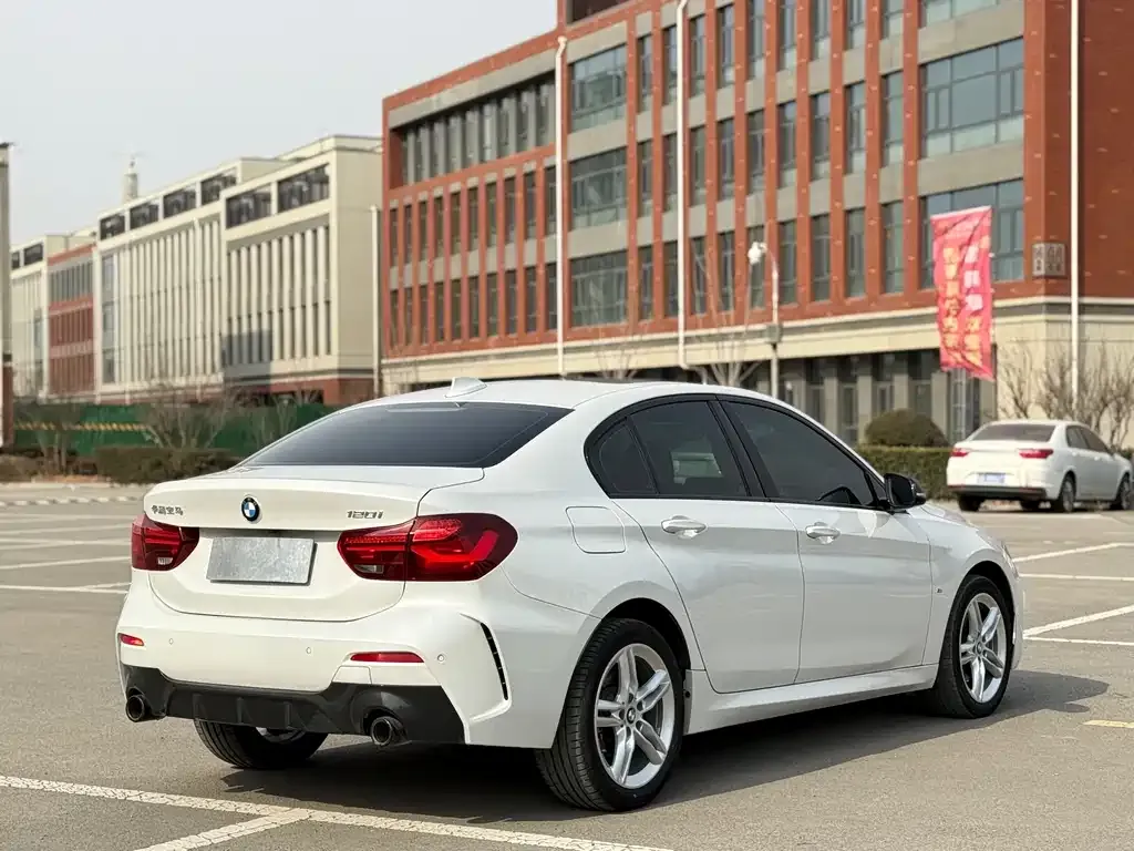BMW 1 Series — фото 2