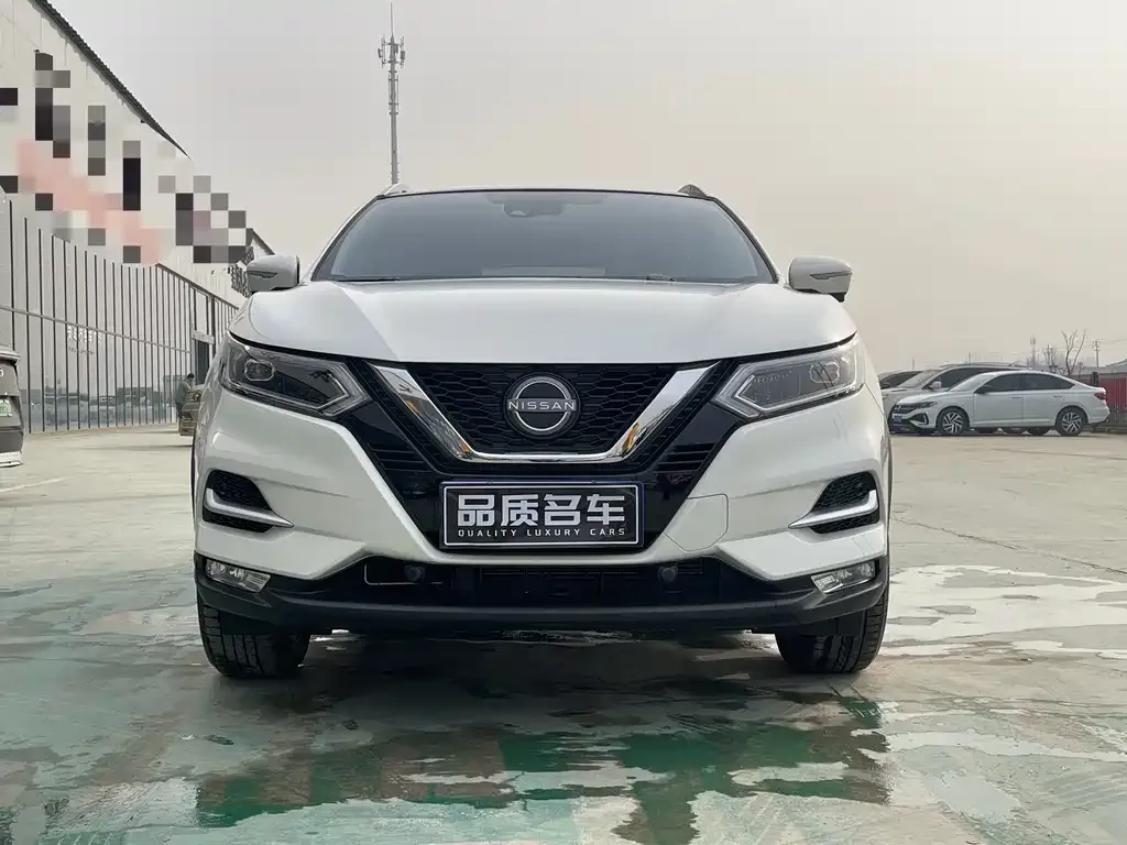 Nissan Qashqai — фото 4