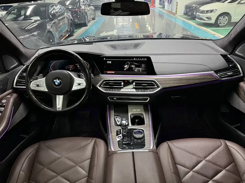 BMW X5 (Import) — фото 4
