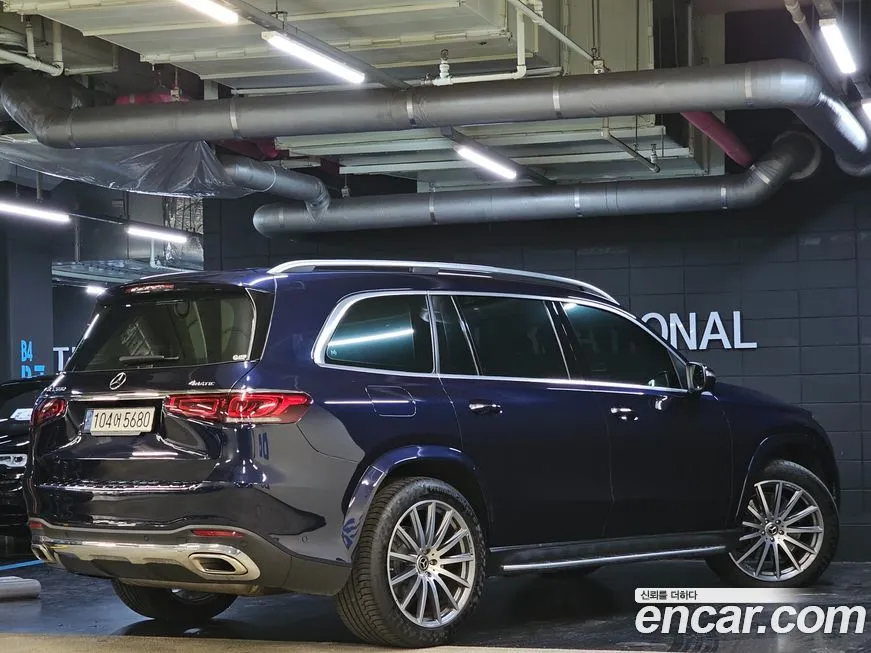 Mercedes-Benz GLS-Class — фото 10