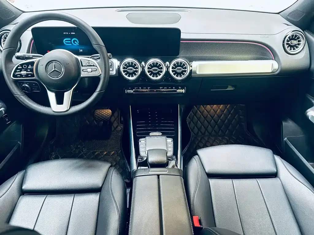 Mercedes-Benz EQB — фото 10