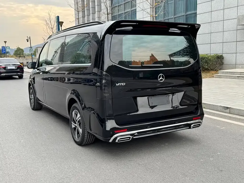 Mercedes-Benz Vito — фото 10