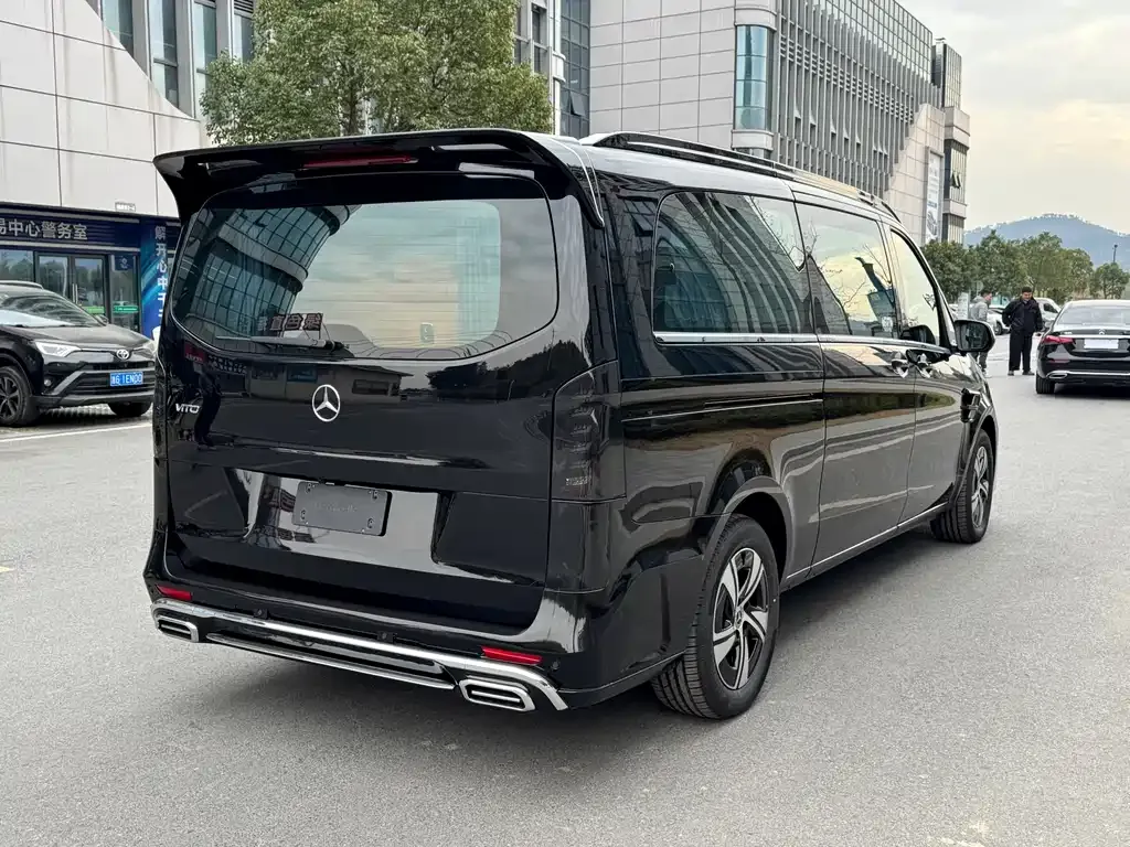 Mercedes-Benz Vito — фото 8