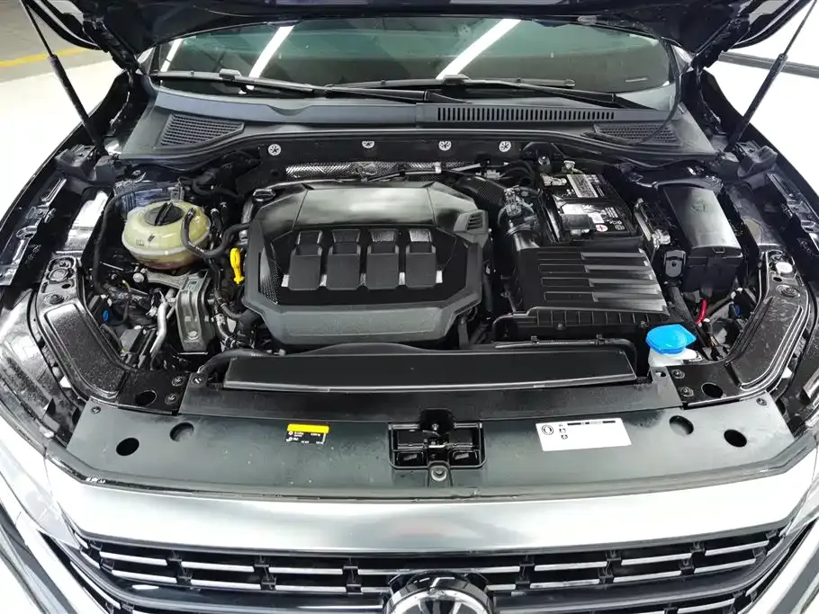 Volkswagen Passat — фото 3