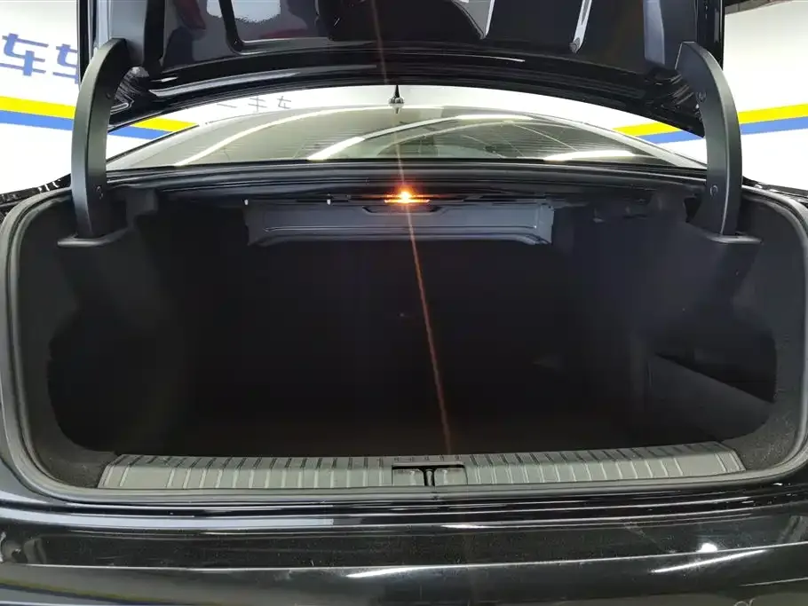 Volkswagen Passat — фото 6