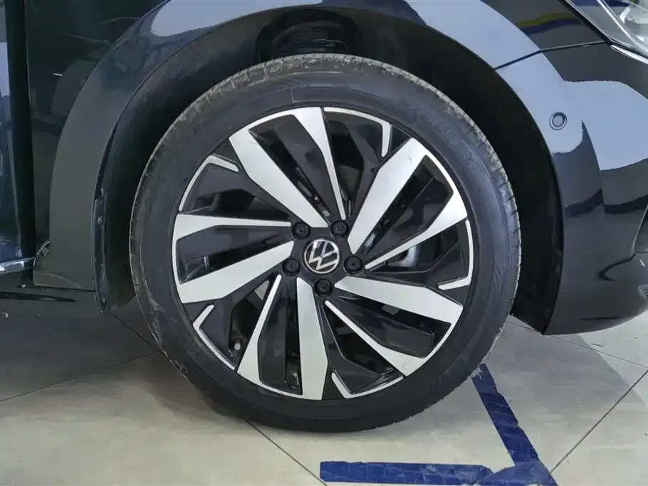 Volkswagen Passat — фото 4