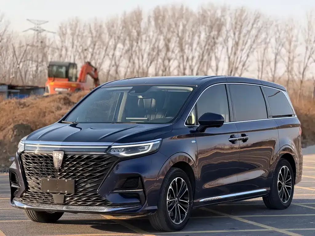Roewe iMAX8 — фото 1