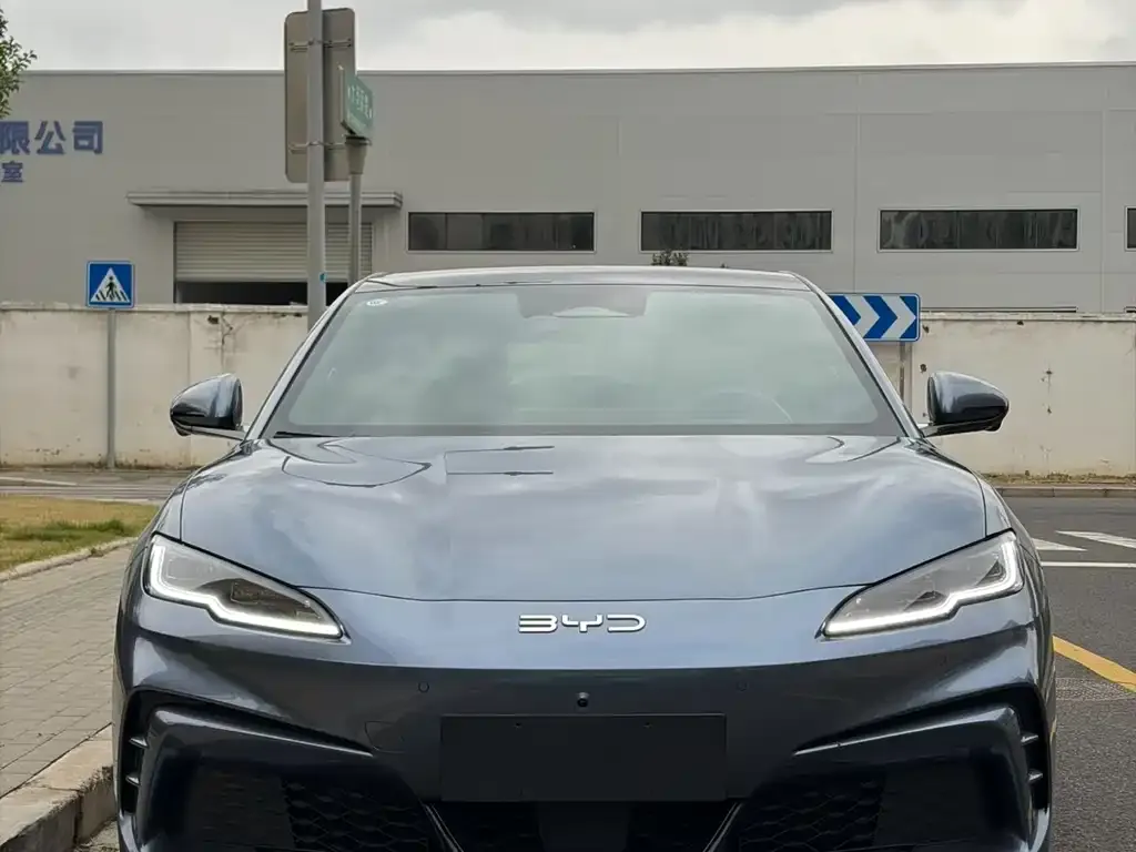 BYD Seal 06GT — фото 2