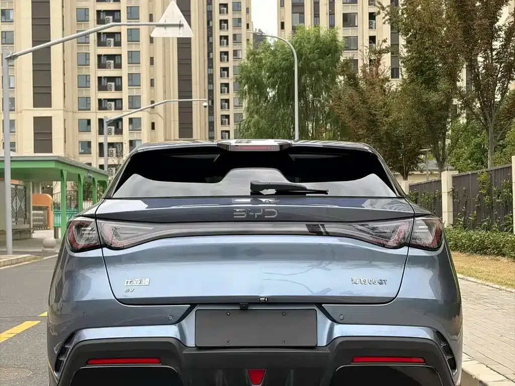 BYD Seal 06GT — фото 3