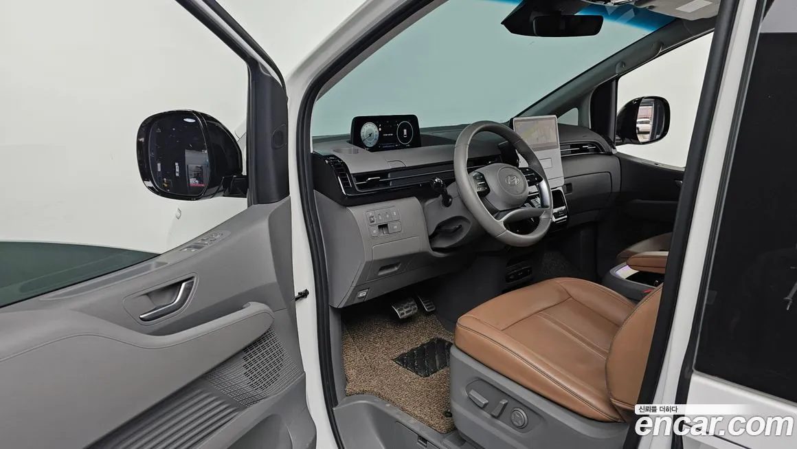 Hyundai Staria — фото 6