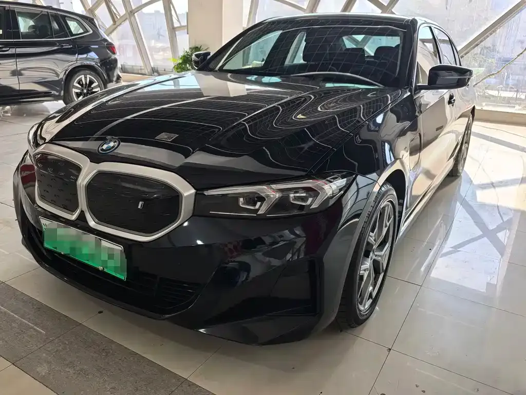BMW i3 — фото 1