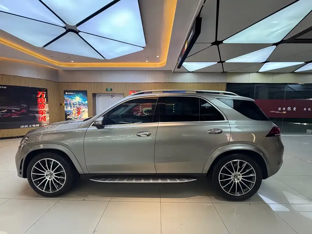 Mercedes-Benz GLE — фото 4