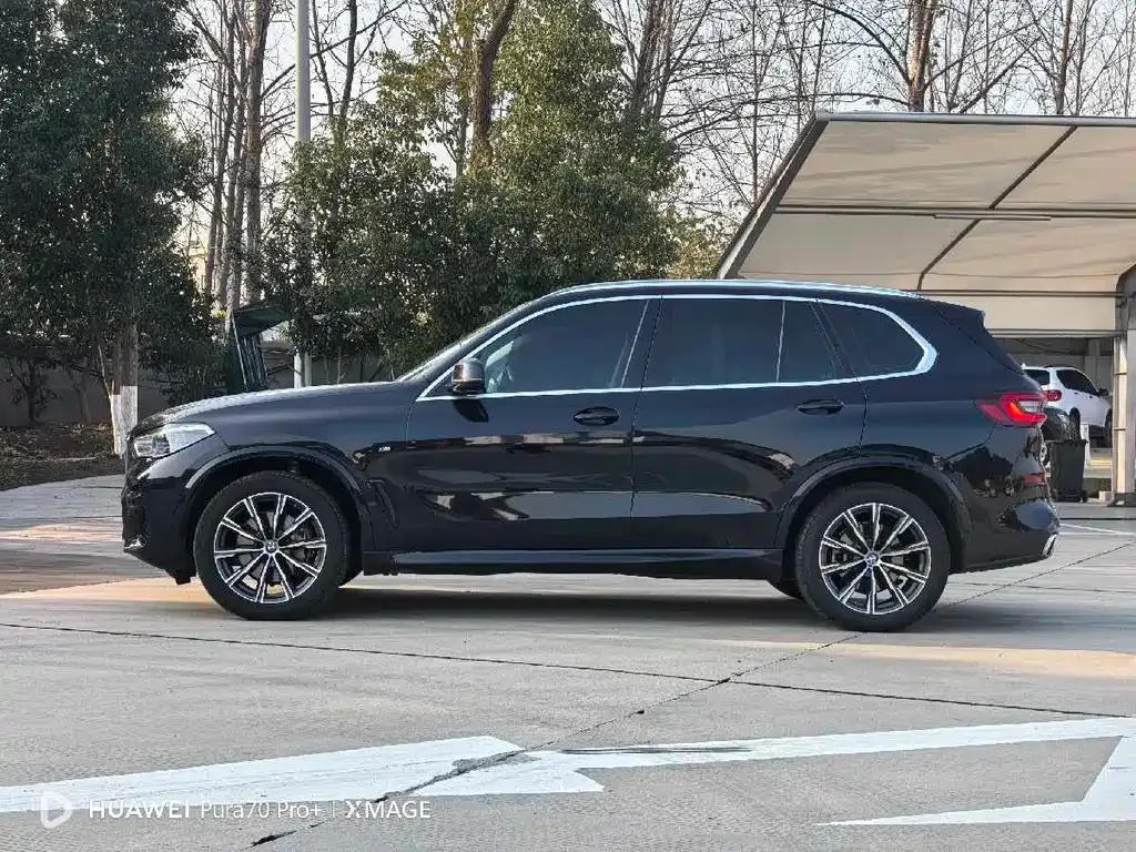BMW X5 (Import) — фото 6